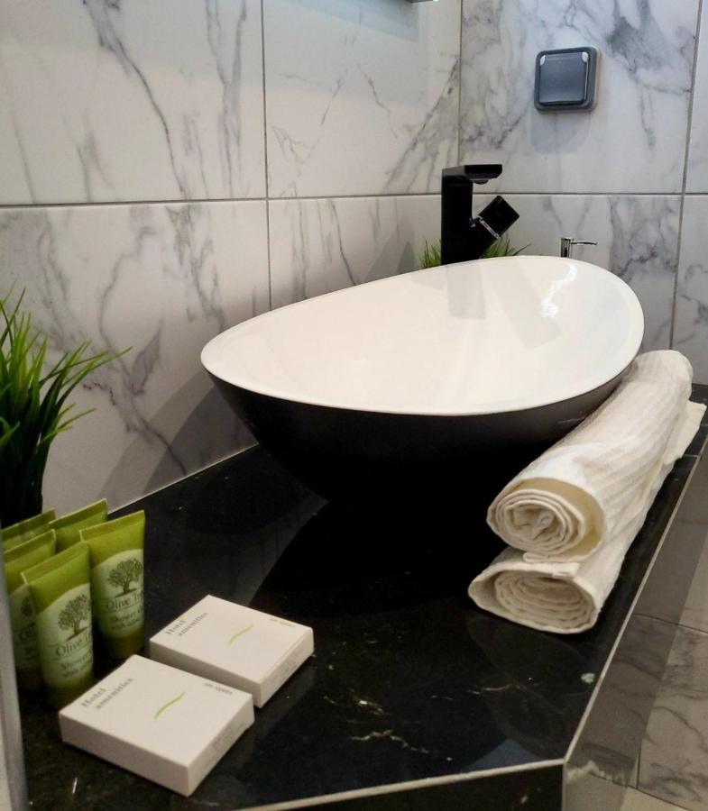 Romantic Deluxe Svite Wise Jacuzzi And Sauna Atena Exterior foto