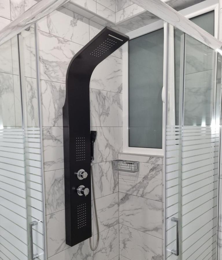 Romantic Deluxe Svite Wise Jacuzzi And Sauna Atena Exterior foto